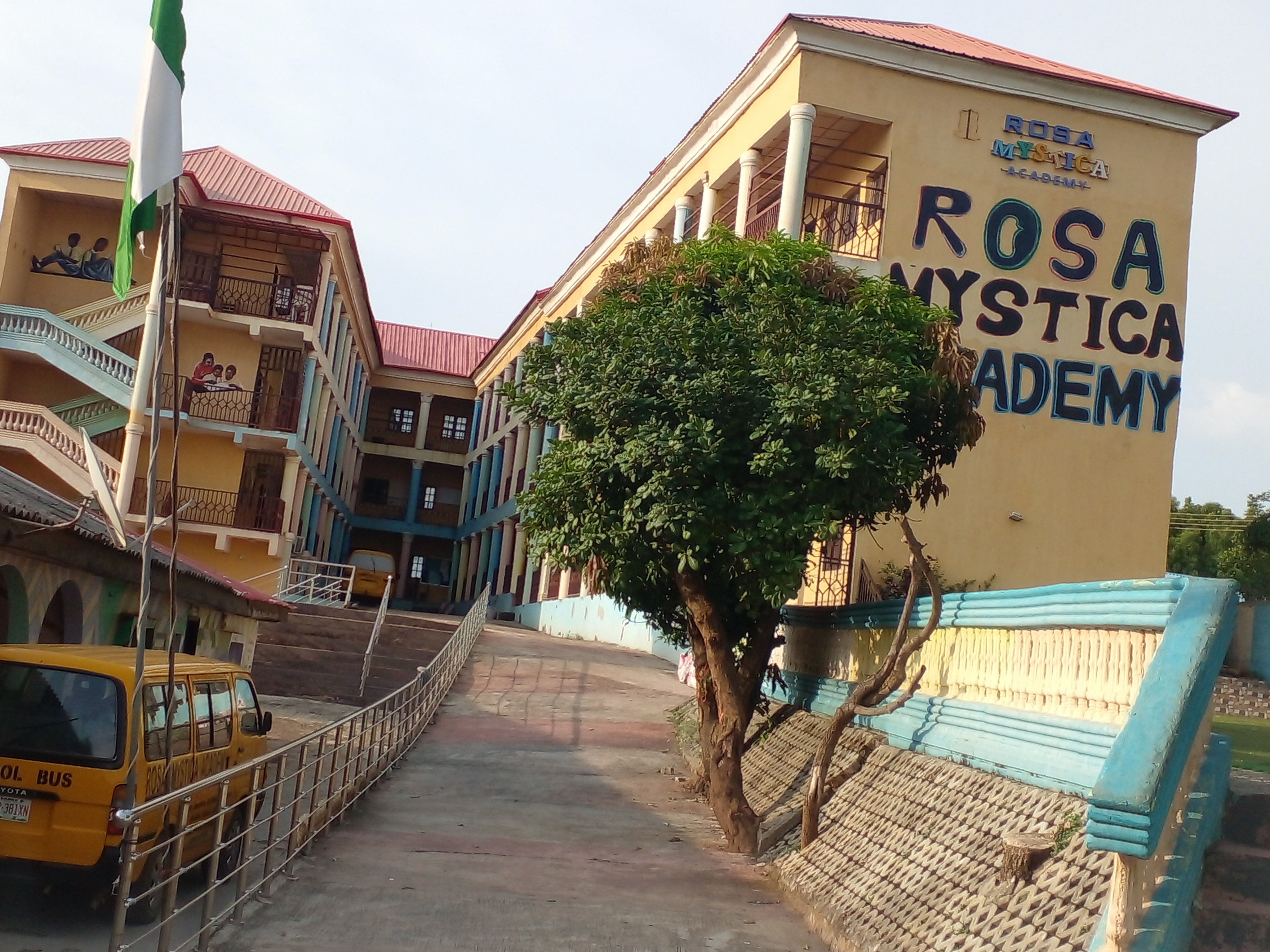 ROSA MYSTICA ACADEMY VISIT TO ORPHANAGE